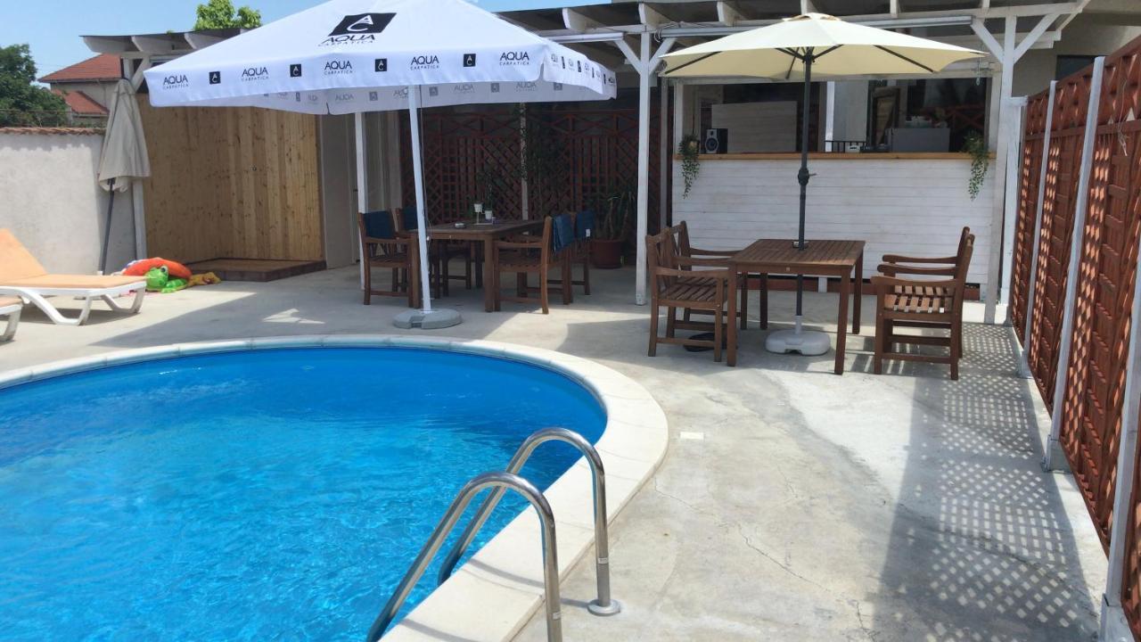 Breeze Villa Mamaia Nord Năvodari Exterior foto
